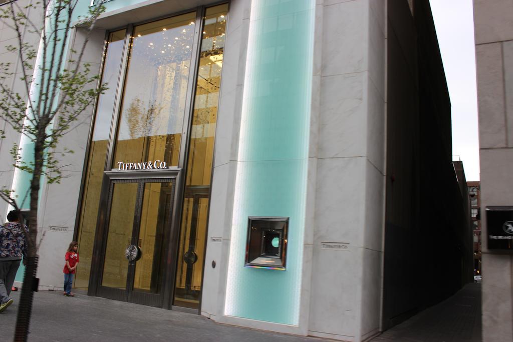 Atlas Suites - Yorkville Furnished Apartments تورونتو المظهر الخارجي الصورة
